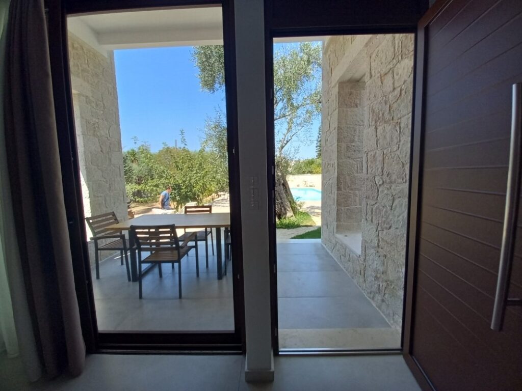 zefiros luxury sivota letovanje