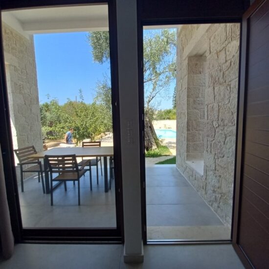 zefiros luxury sivota letovanje