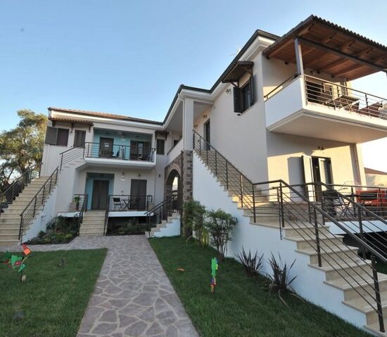 vila armoniades sivota, sivota letovanje, sivota smestaj, sivota apartmani