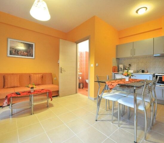 vila armoniades sivota, sivota letovanje, sivota smestaj, sivota apartmani