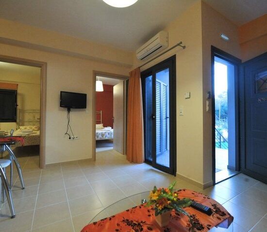 vila armoniades sivota, sivota letovanje, sivota smestaj, sivota apartmani